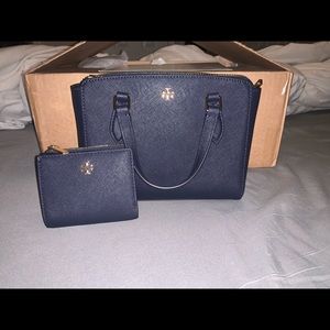 Navy Tory Burch purse and wallet